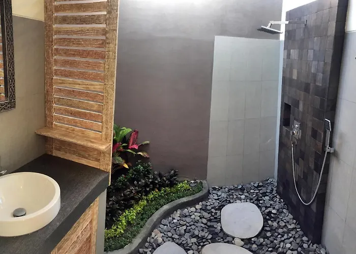 Okioka Pensión 4*
